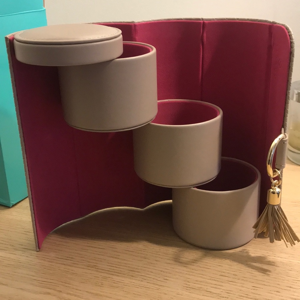 Vlando Jewelry Storage box